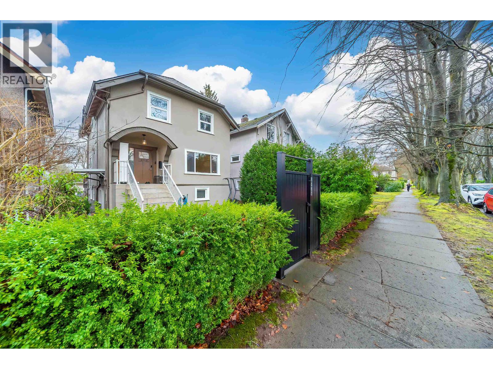 2779 W 13th Avenue, Vancouver, British Columbia  V6K 2T5 - Photo 2 - R3116515