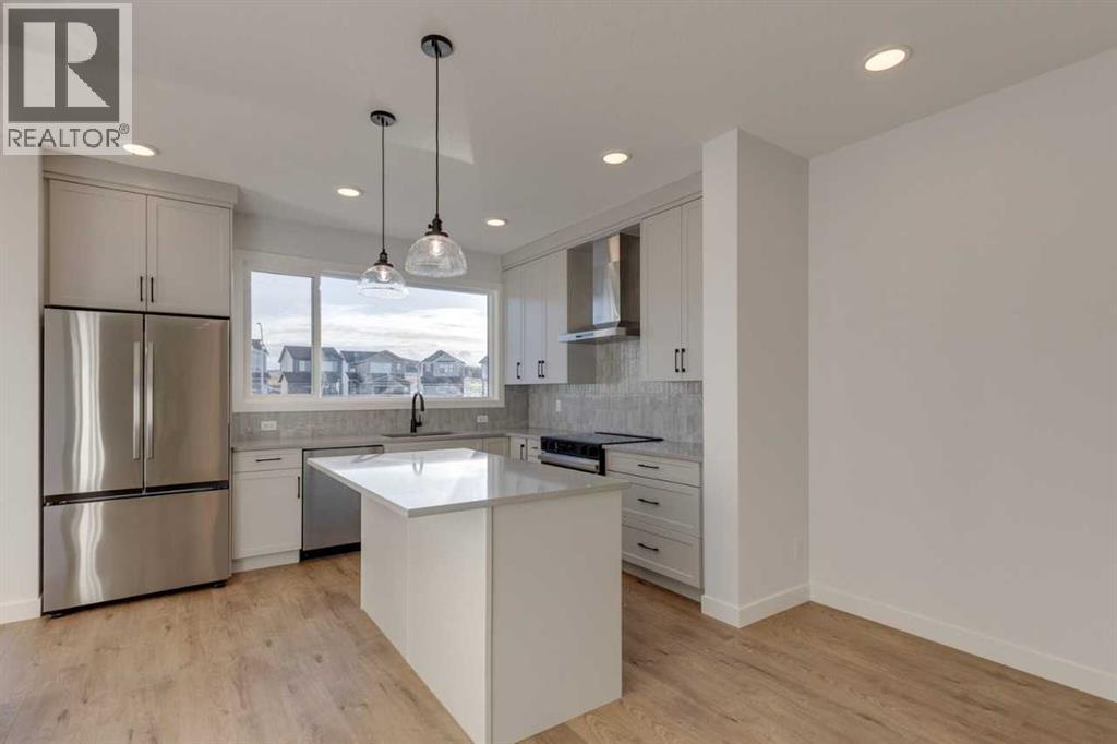 367 Fireside Drive, Cochrane, Alberta  T4C 3E1 - Photo 13 - A2283394