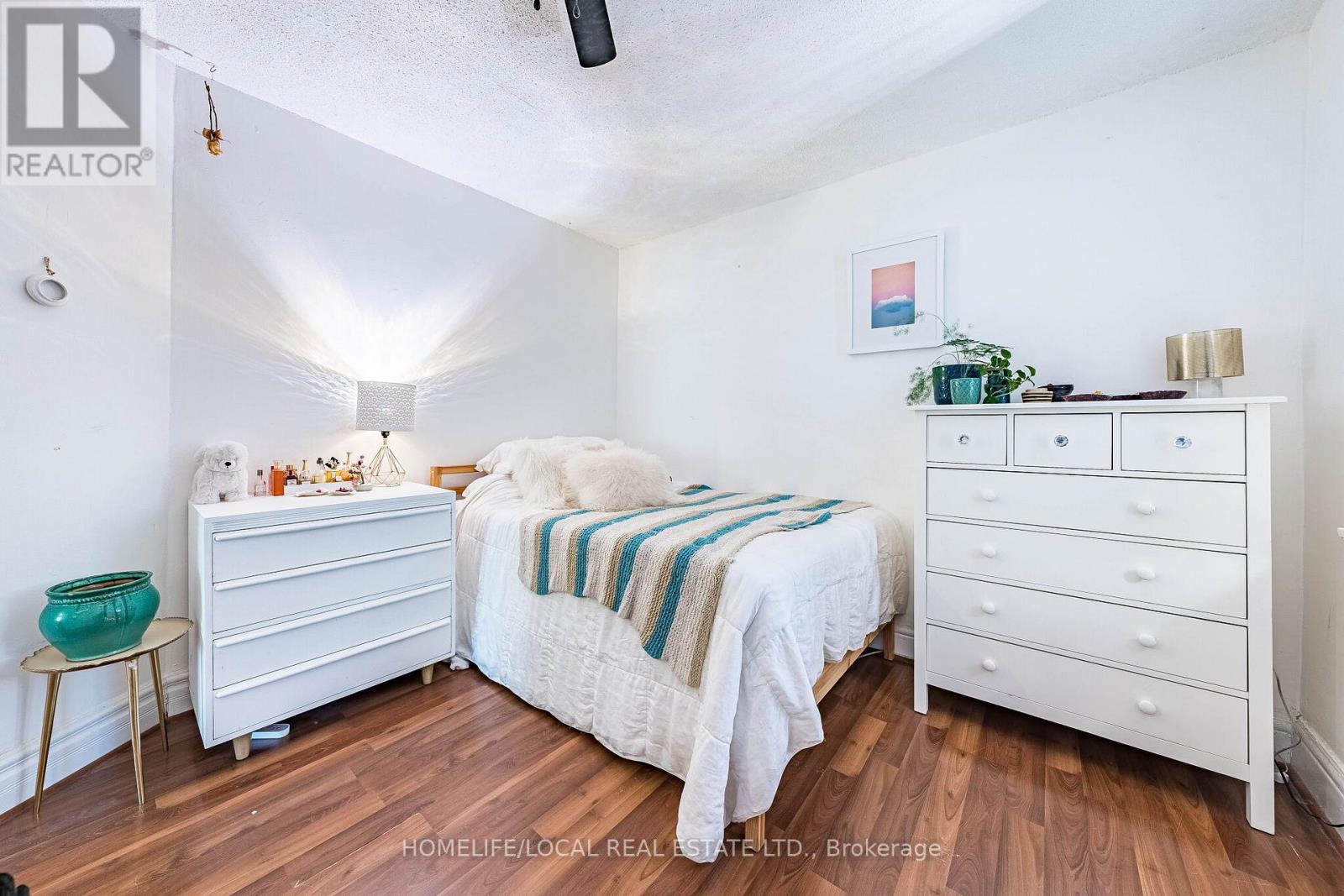 280 St Clarens Avenue, Toronto, Ontario  M6H 3W3 - Photo 10 - C13052878