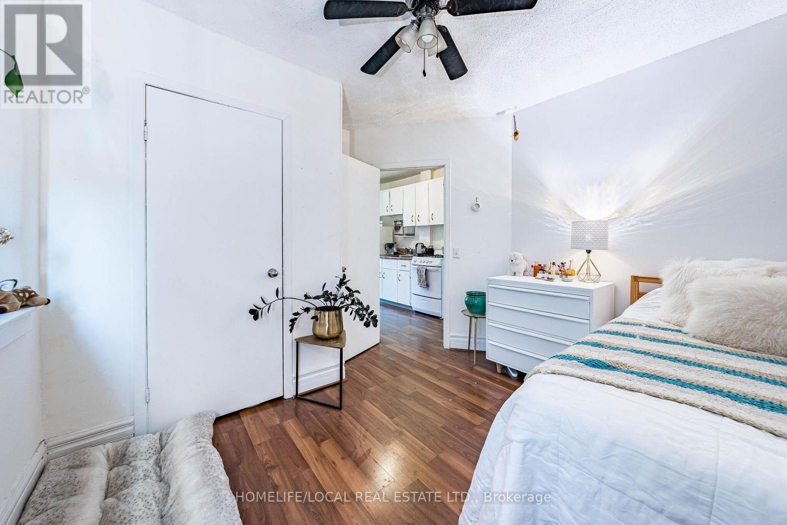 280 St Clarens Avenue, Toronto, Ontario  M6H 3W3 - Photo 11 - C13052878