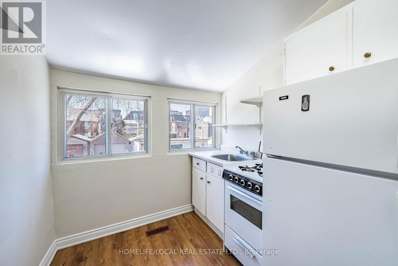 280 St Clarens Avenue, Toronto, Ontario  M6H 3W3 - Photo 20 - C13052878