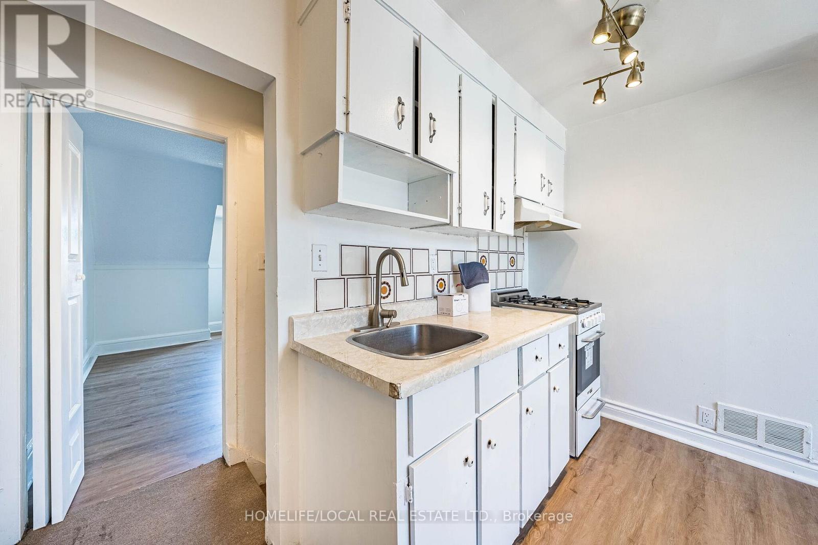 280 St Clarens Avenue, Toronto, Ontario  M6H 3W3 - Photo 34 - C13052878