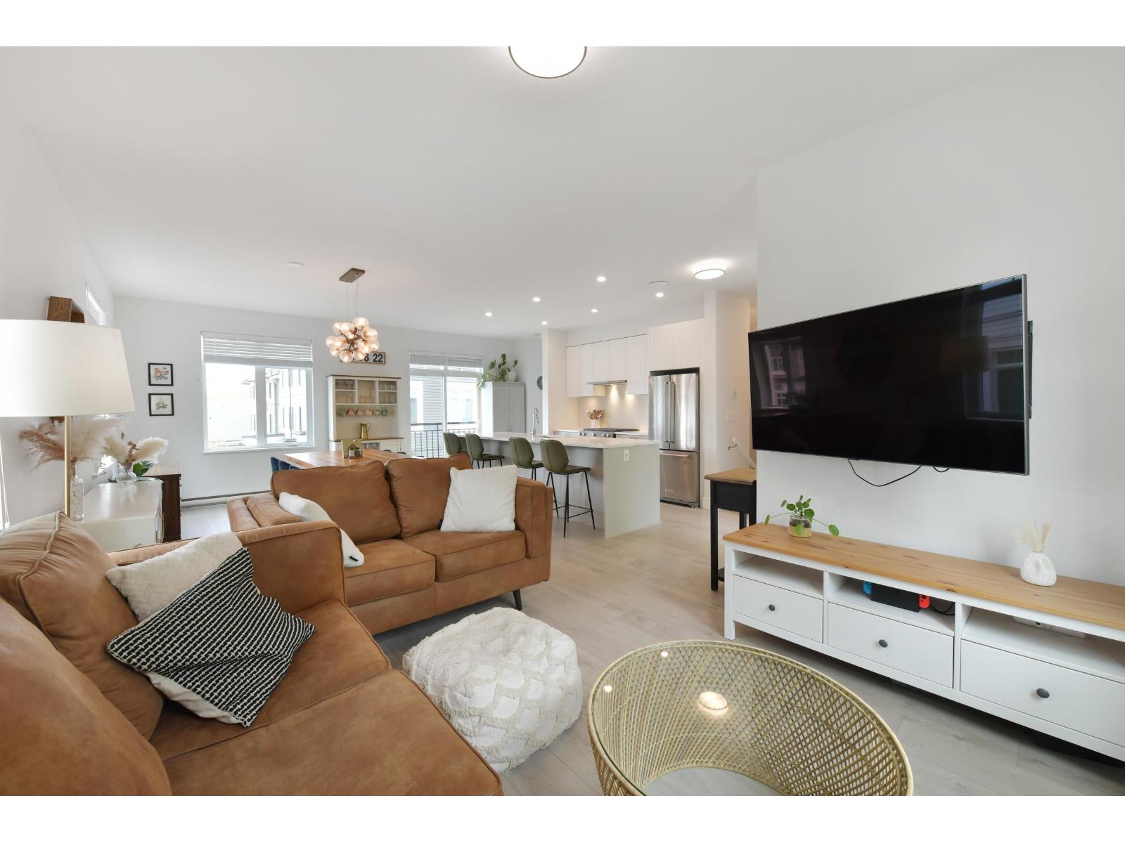 44 2070 Oak Meadows Drive, Surrey, British Columbia  V3Z 1J1 - Photo 5 - R3116130