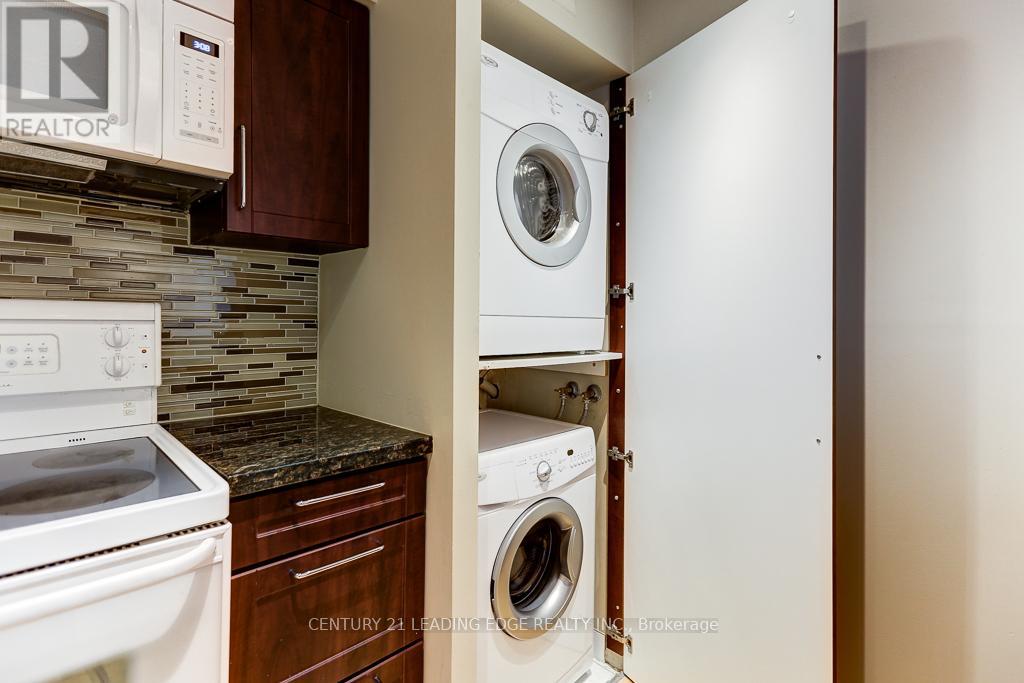 1416 - 1055 Bay Street, Toronto, Ontario  M5S 3A3 - Photo 10 - C13052912