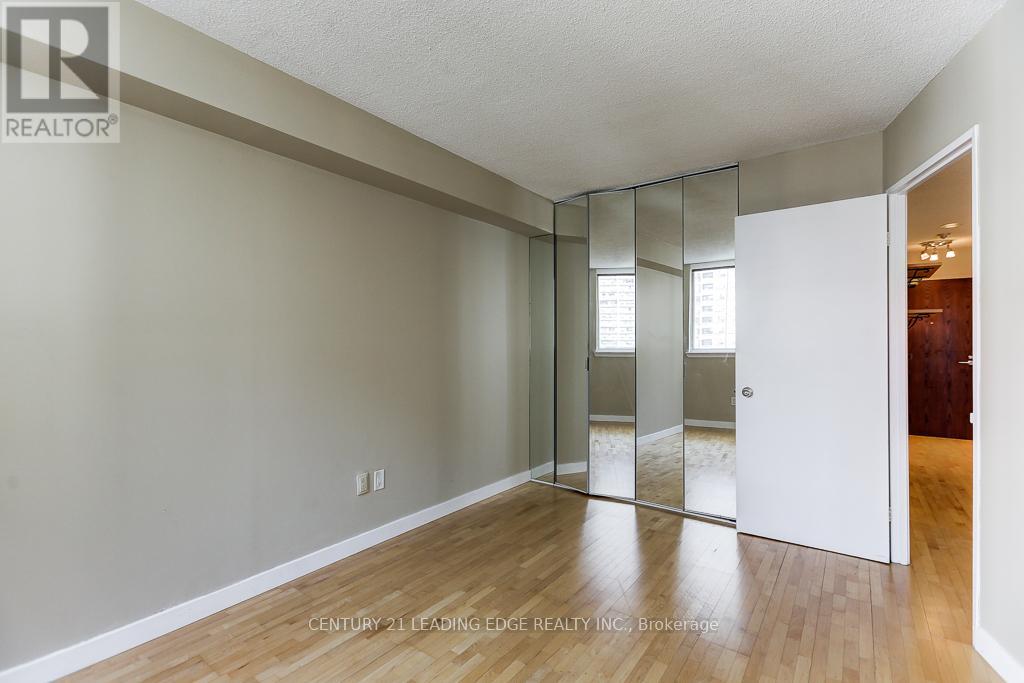1416 - 1055 Bay Street, Toronto, Ontario  M5S 3A3 - Photo 14 - C13052912