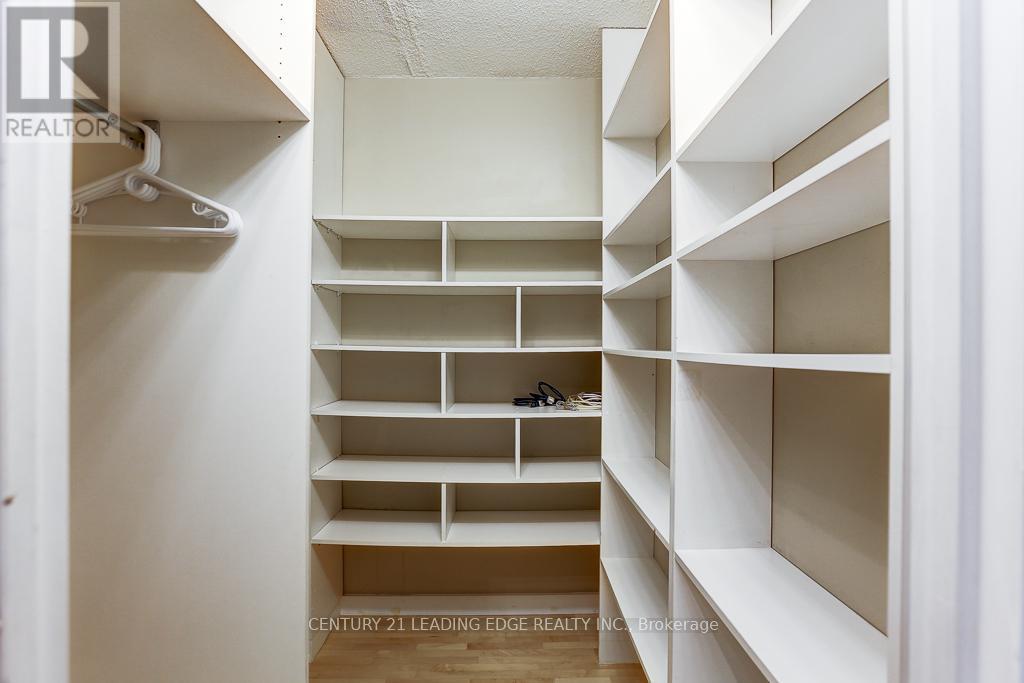 1416 - 1055 Bay Street, Toronto, Ontario  M5S 3A3 - Photo 15 - C13052912