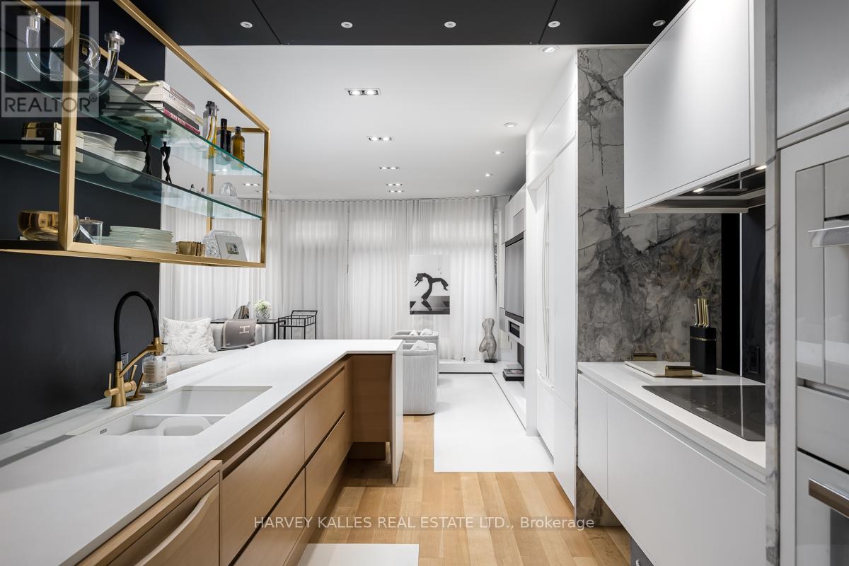 131 Balmoral Avenue, Toronto, Ontario  M4V 1J5 - Photo 6 - C13052936