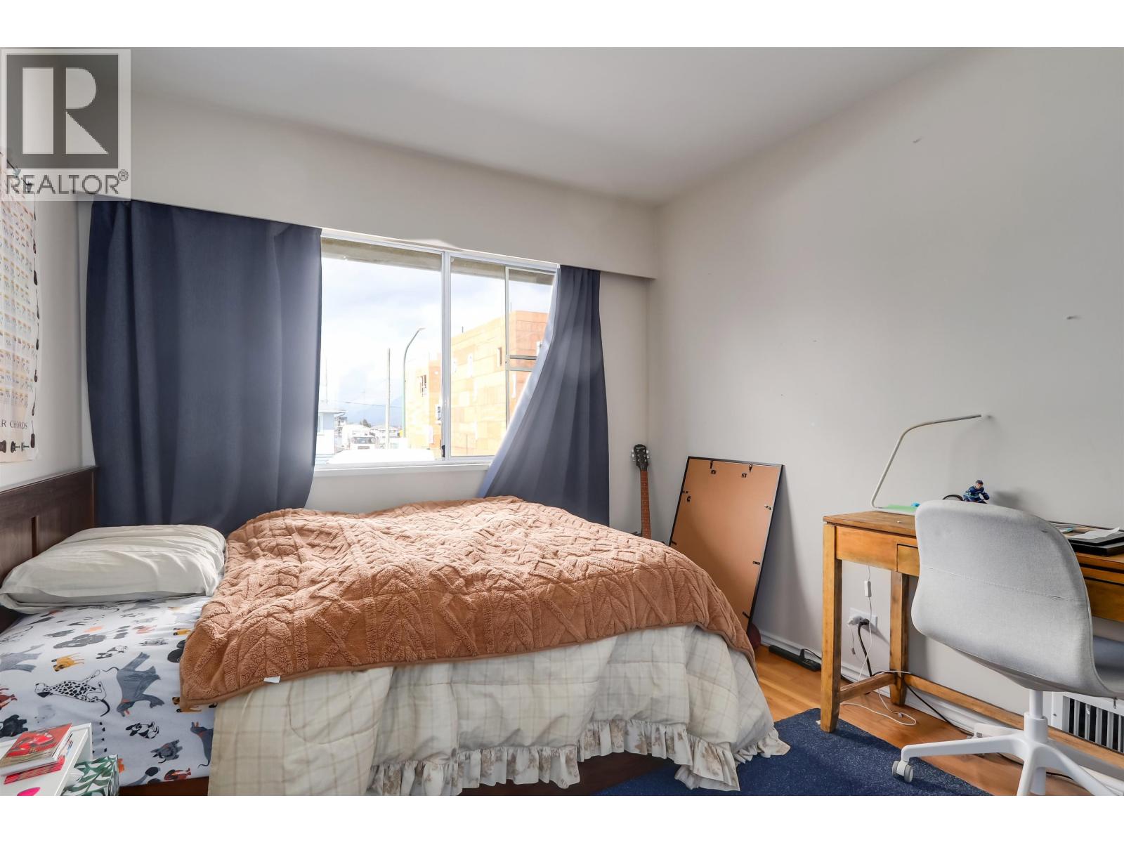 3712 Fir Street, Burnaby, British Columbia  V5G 2A5 - Photo 12 - R3116384