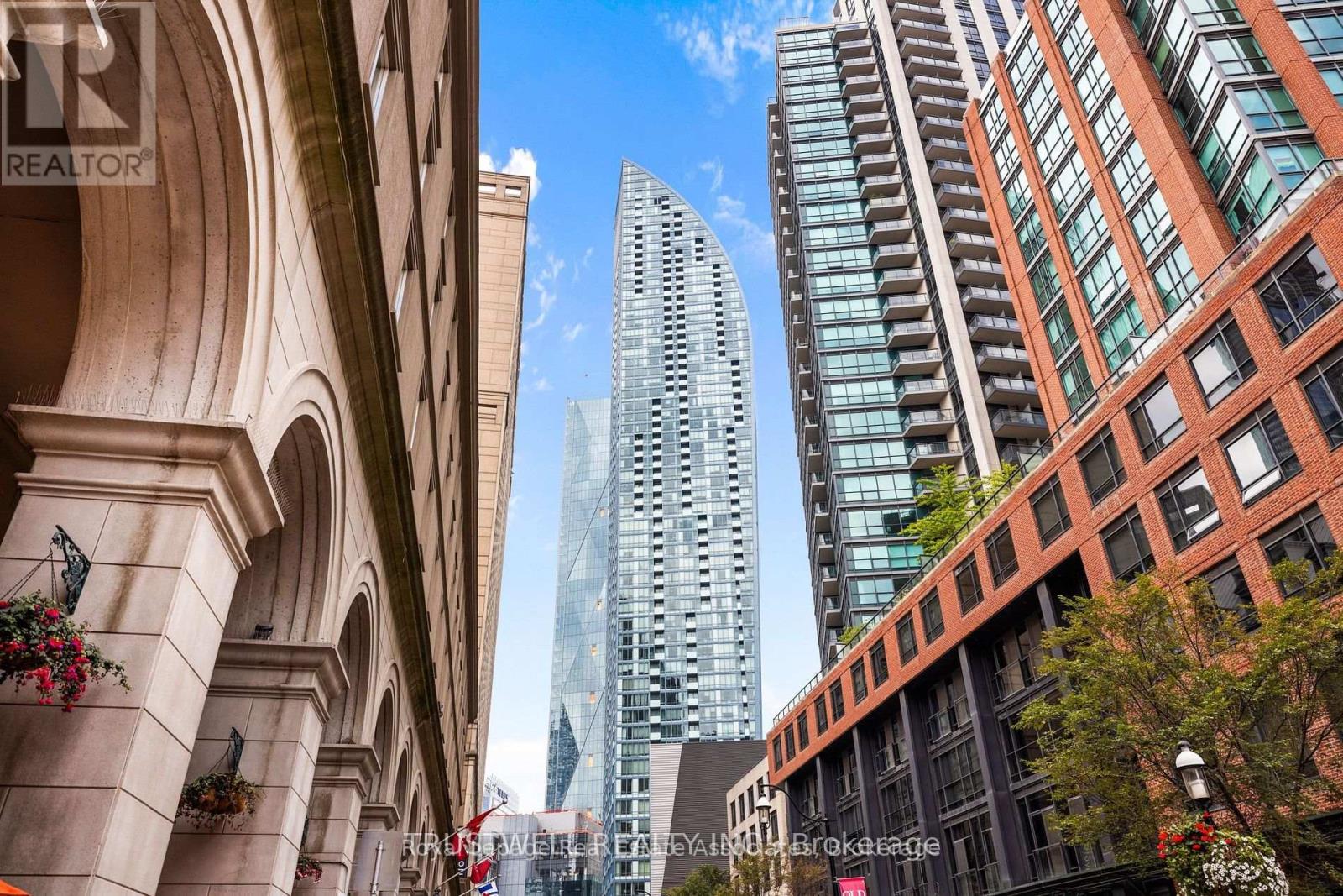 4301 - 8 THE ESPLANADE, Toronto, Ontario