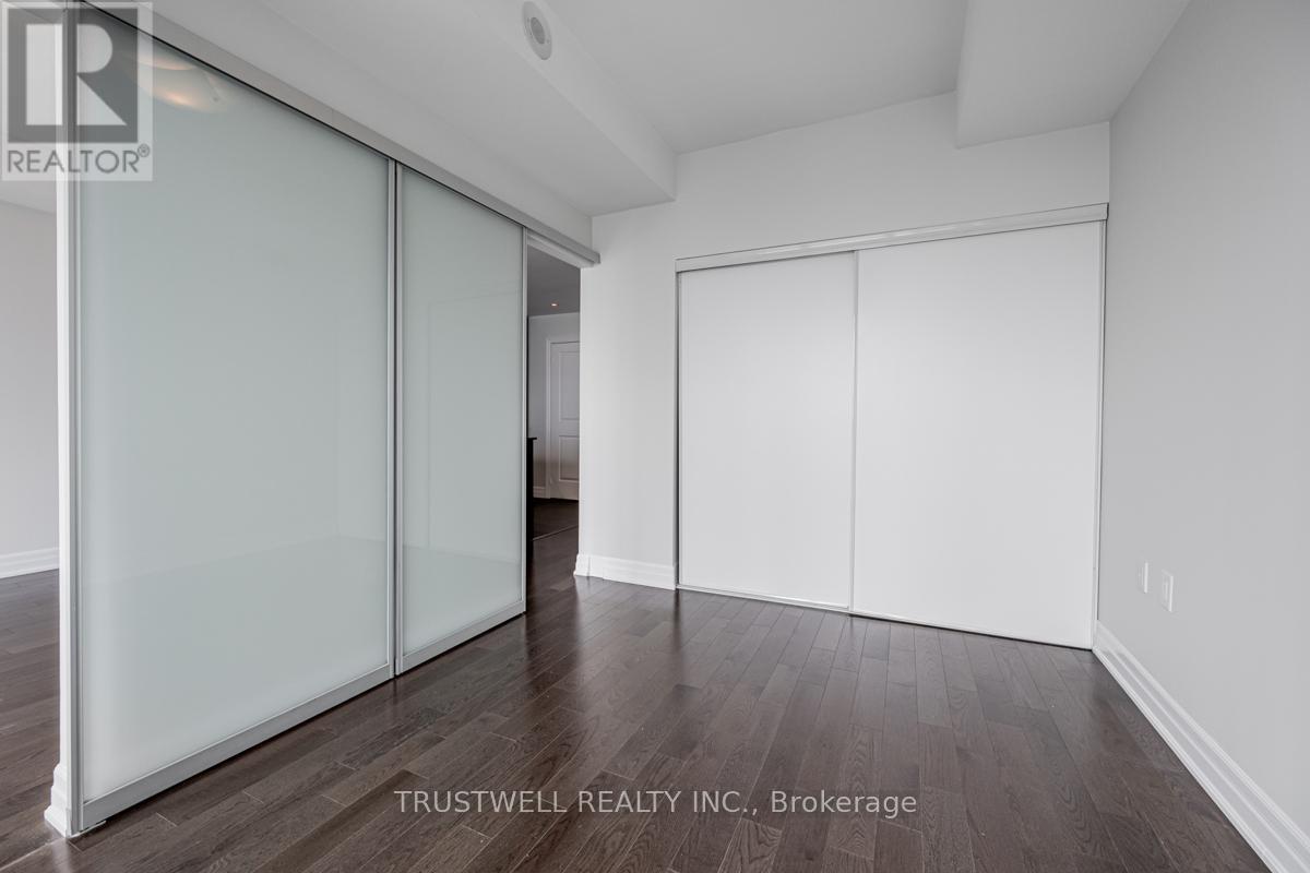 4301 - 8 The Esplanade, Toronto, Ontario  M5E 0A6 - Photo 17 - C13052998