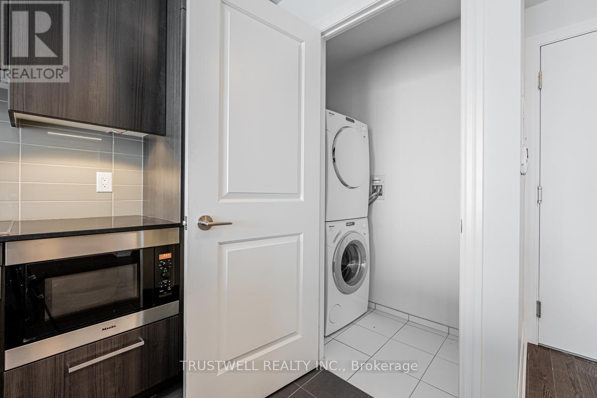 4301 - 8 The Esplanade, Toronto, Ontario  M5E 0A6 - Photo 21 - C13052998