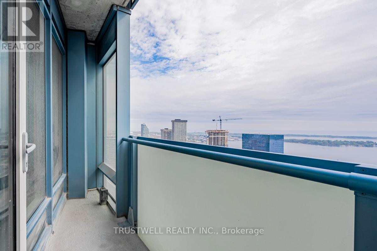 4301 - 8 The Esplanade, Toronto, Ontario  M5E 0A6 - Photo 22 - C13052998