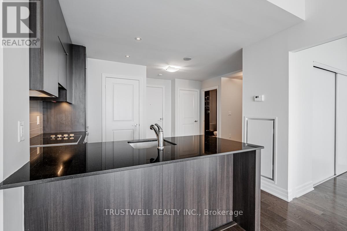 4301 - 8 The Esplanade, Toronto, Ontario  M5E 0A6 - Photo 6 - C13052998