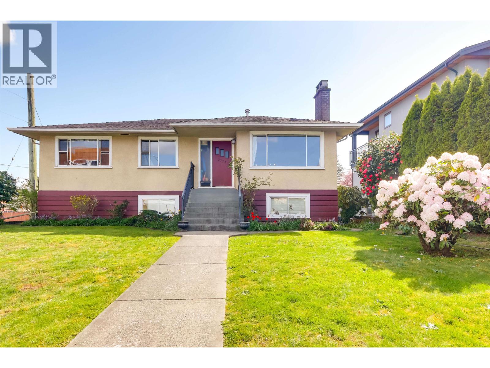 3712 FIR STREET, Burnaby, British Columbia