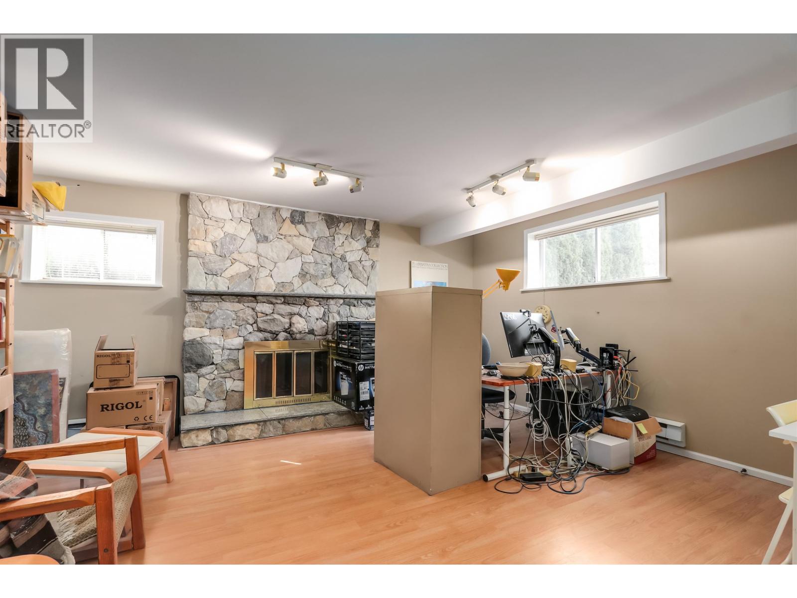 3712 Fir Street, Burnaby, British Columbia  V5G 2A5 - Photo 20 - R3116384