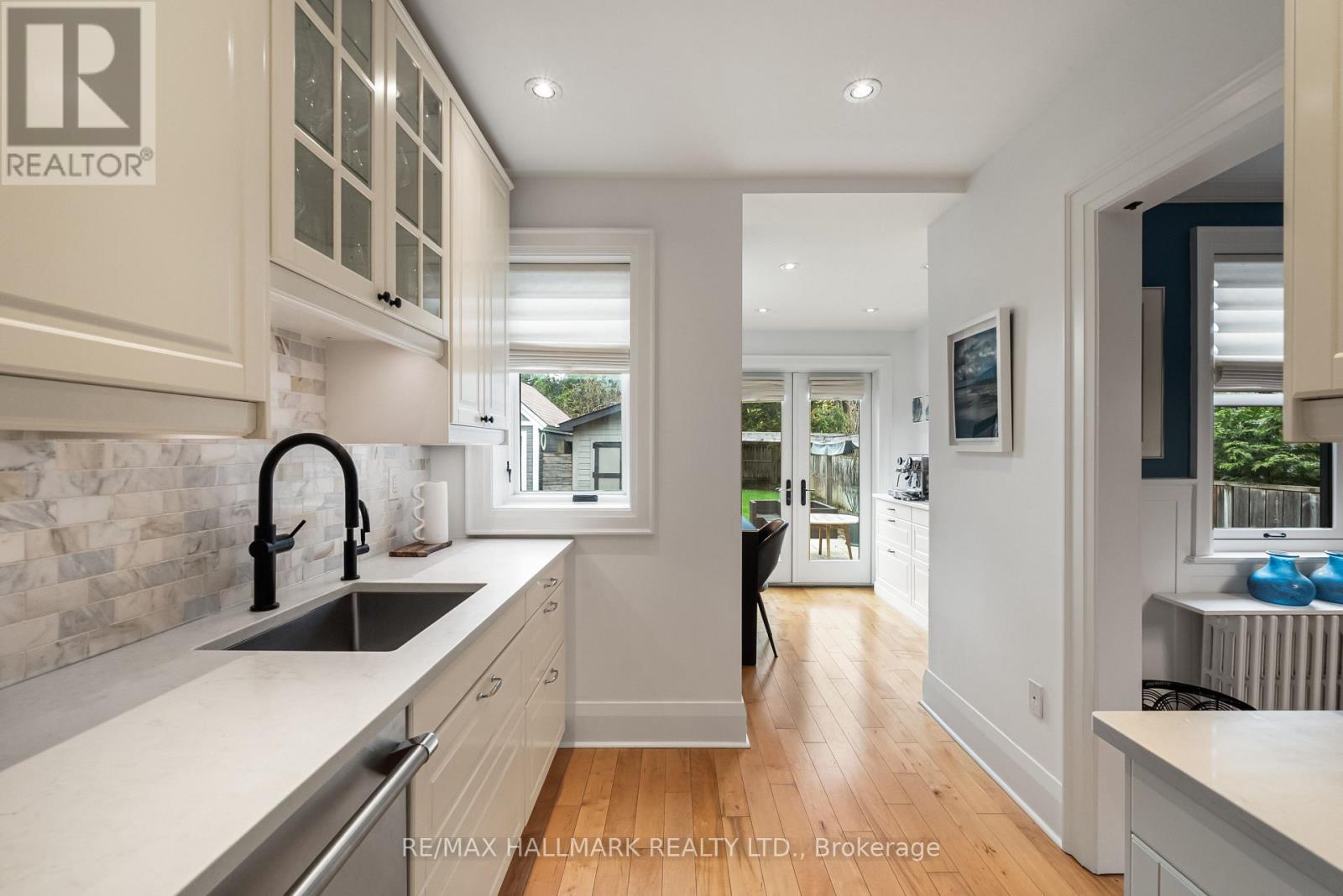 24 Ronan Avenue, Toronto, Ontario  M4N 2X9 - Photo 14 - C13053072