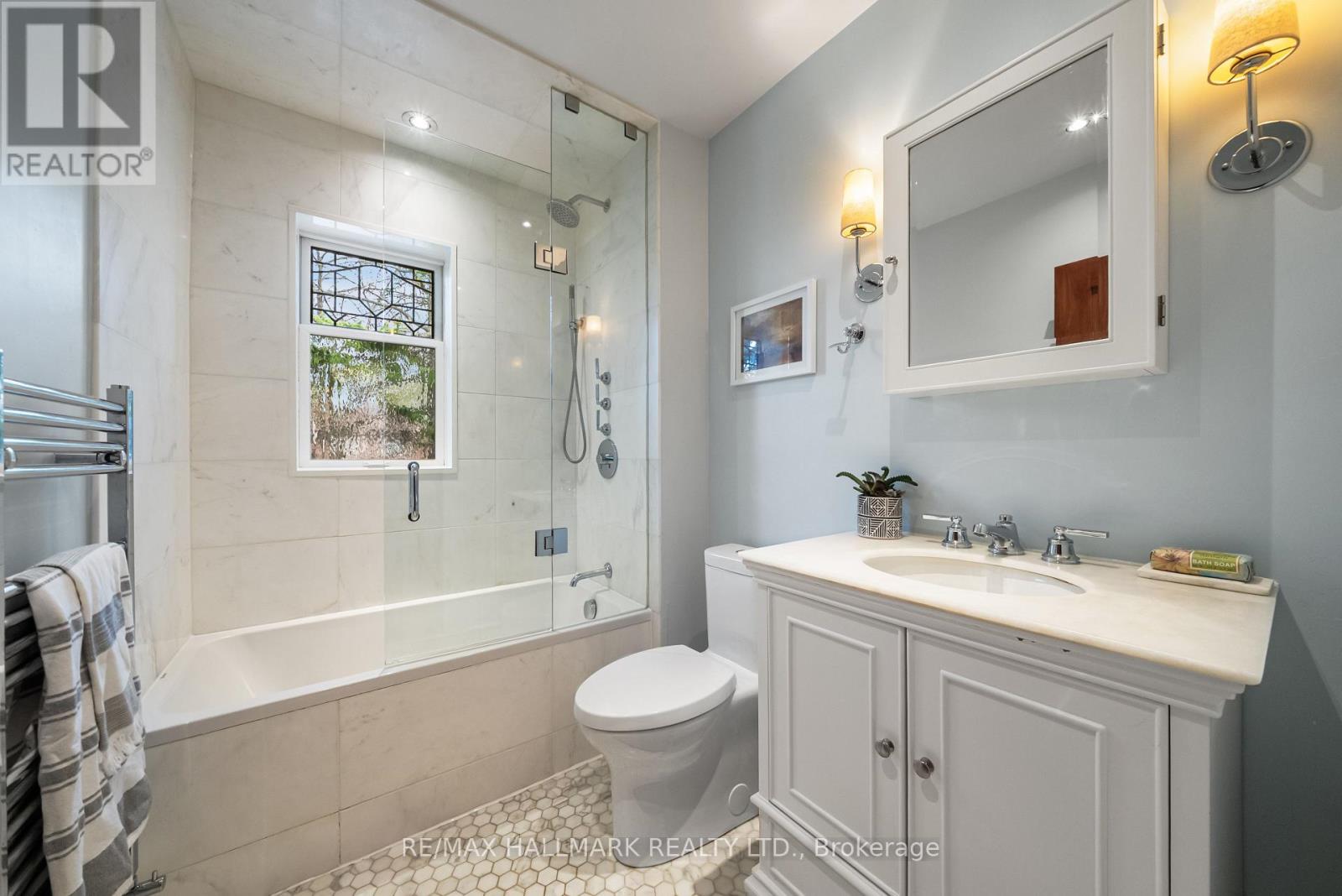 24 Ronan Avenue, Toronto, Ontario  M4N 2X9 - Photo 27 - C13053072