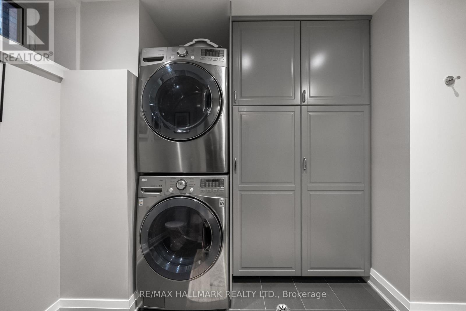 24 Ronan Avenue, Toronto, Ontario  M4N 2X9 - Photo 34 - C13053072