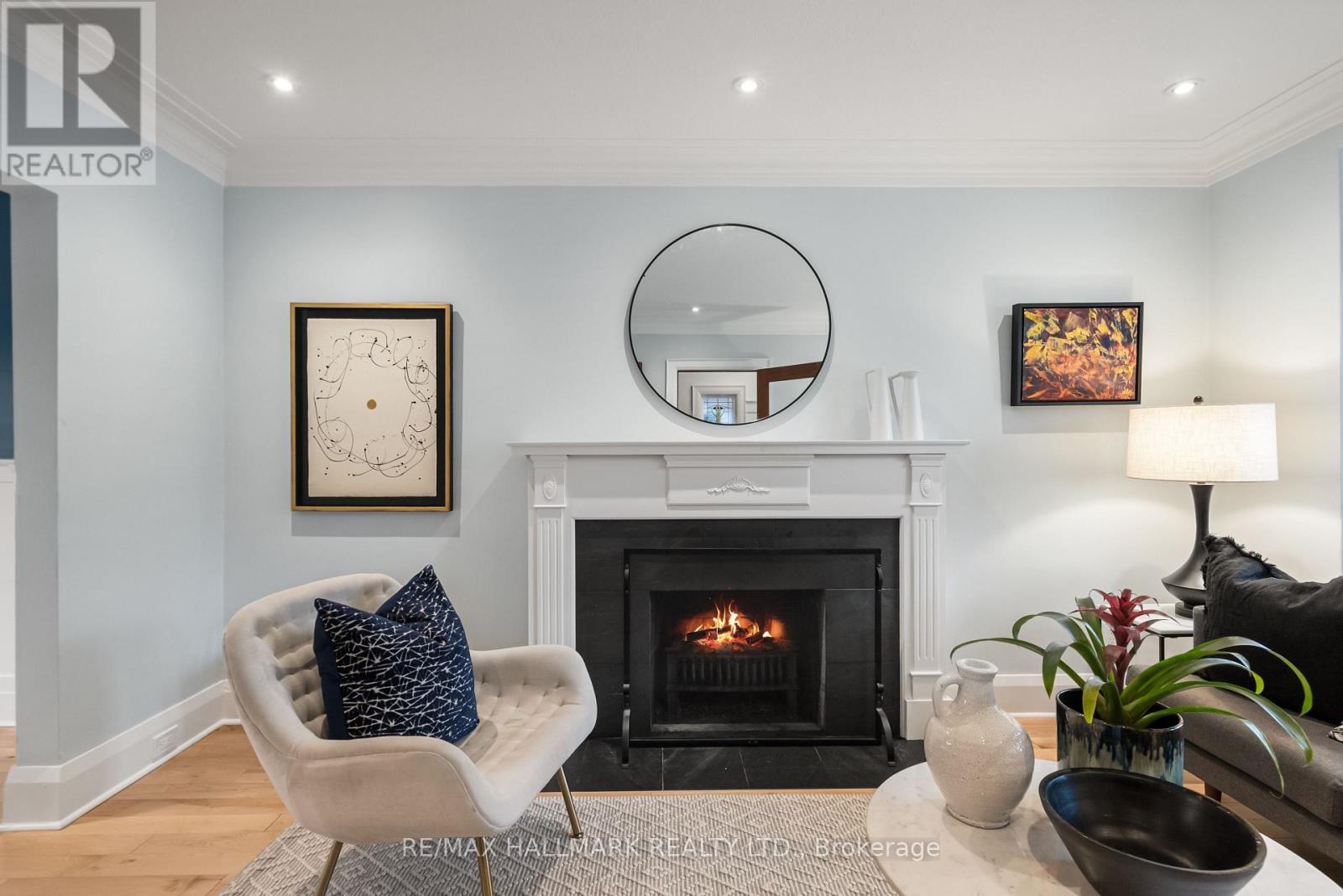 24 Ronan Avenue, Toronto, Ontario  M4N 2X9 - Photo 5 - C13053072