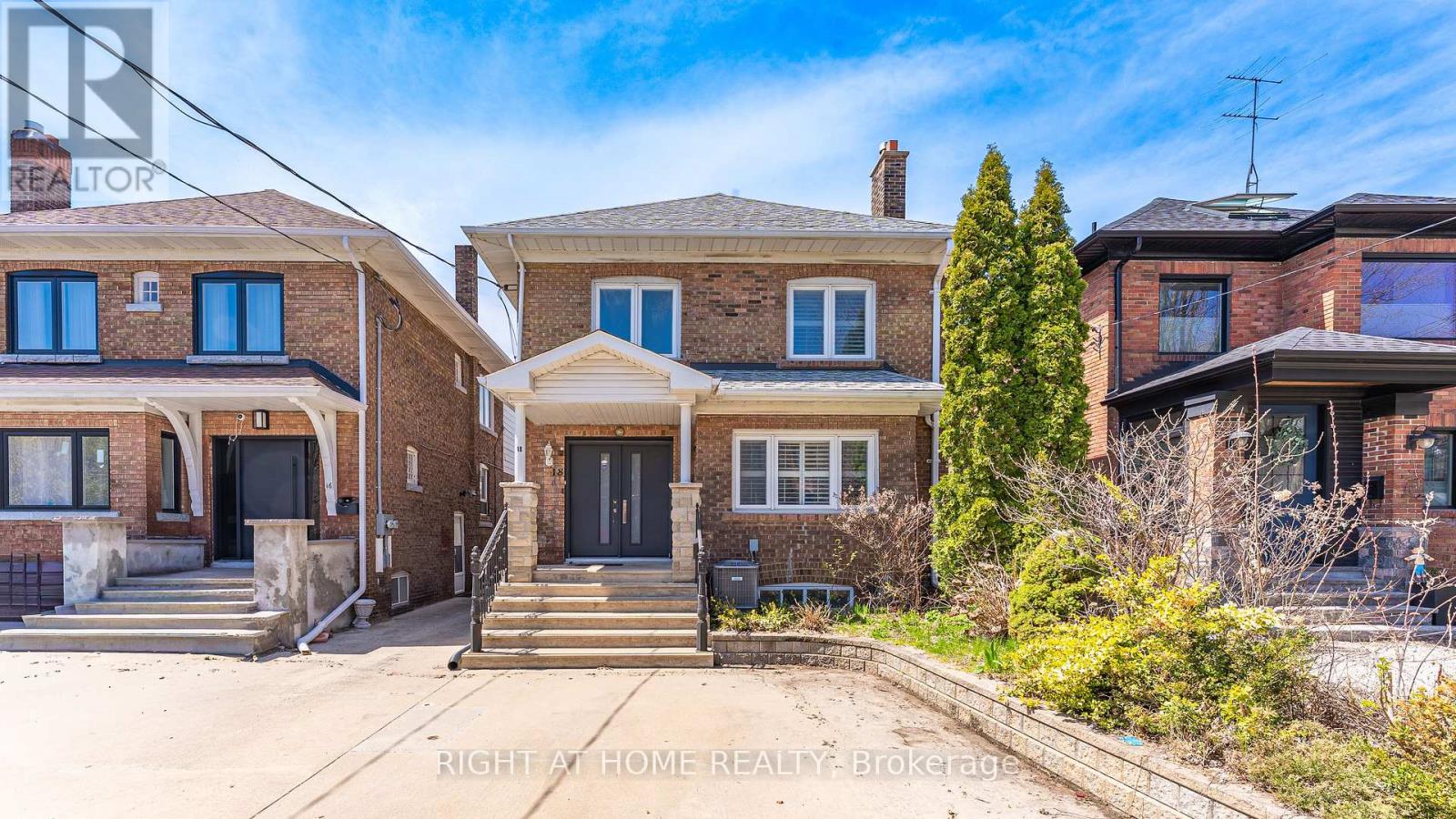 18 RUSHOLME ROAD, Toronto, Ontario