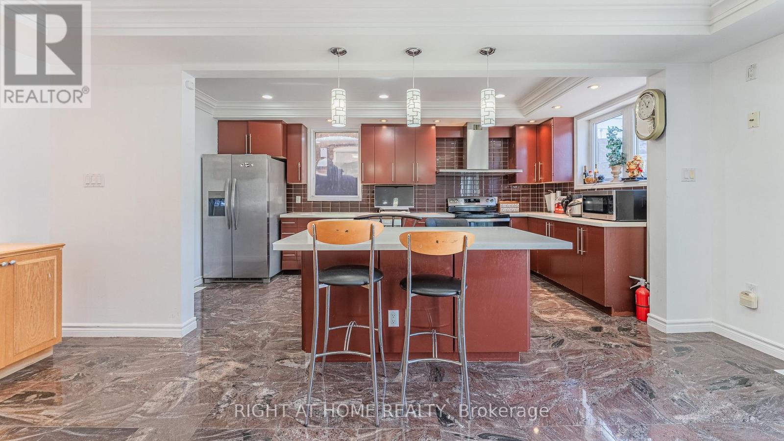 18 Rusholme Road, Toronto, Ontario  M6J 3H4 - Photo 16 - C13053078