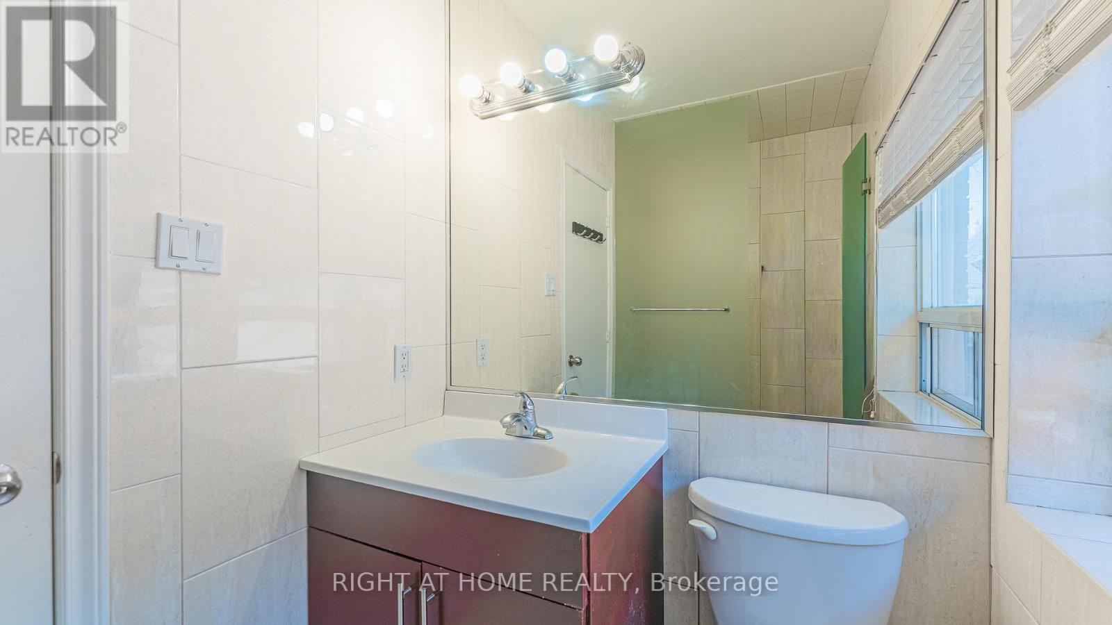 18 Rusholme Road, Toronto, Ontario  M6J 3H4 - Photo 24 - C13053078