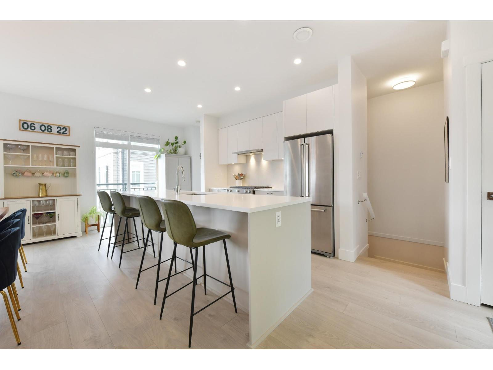 44 2070 Oak Meadows Drive, Surrey, British Columbia  V3Z 1J1 - Photo 6 - R3116130