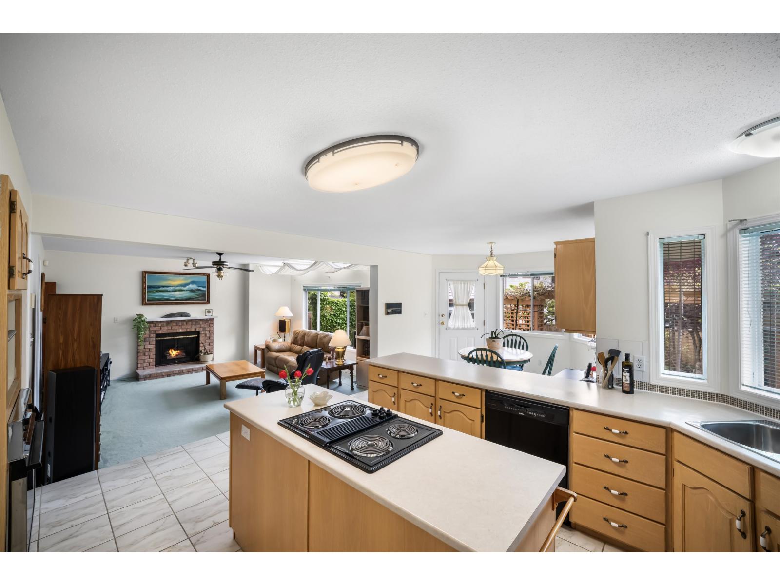 14076 86a Avenue, Surrey, British Columbia  V3W 0V9 - Photo 9 - R3116047