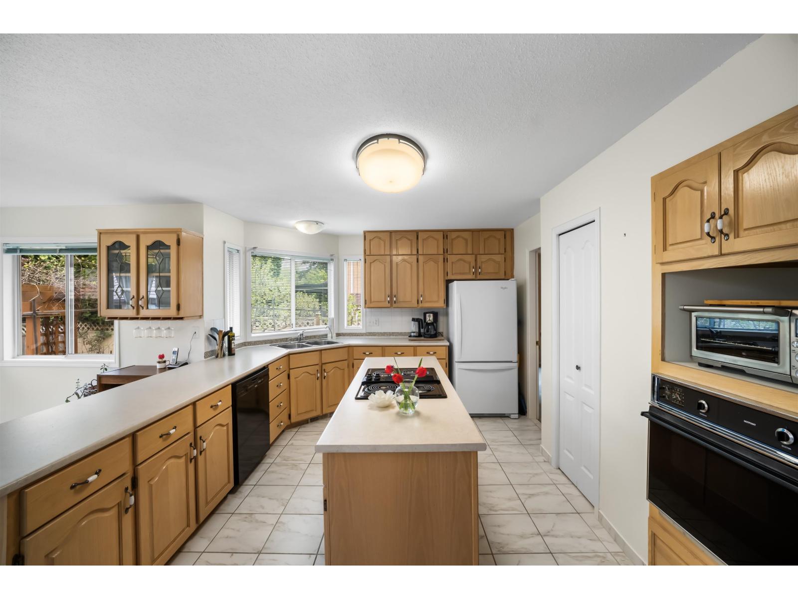 14076 86a Avenue, Surrey, British Columbia  V3W 0V9 - Photo 12 - R3116047