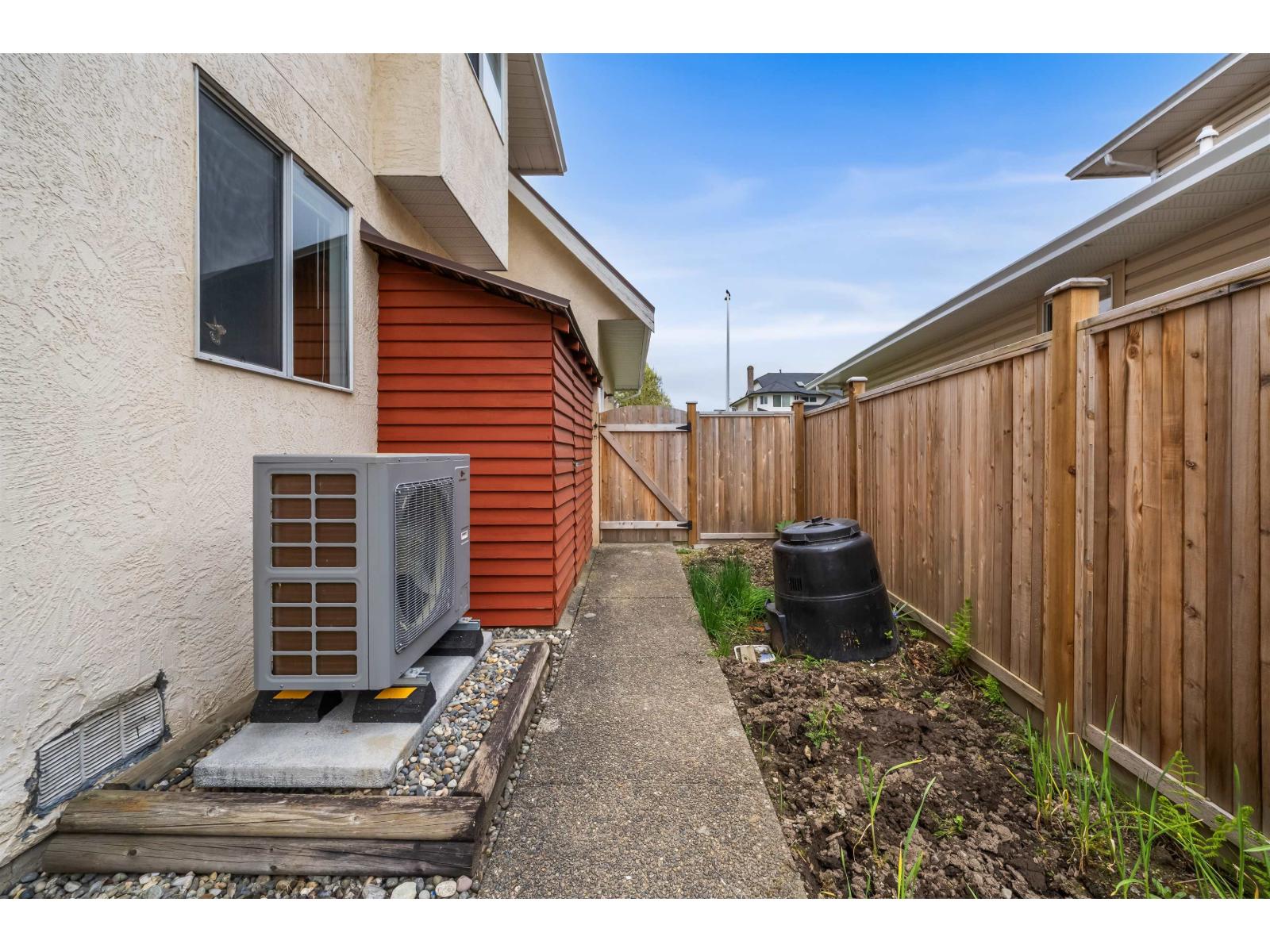 14076 86a Avenue, Surrey, British Columbia  V3W 0V9 - Photo 35 - R3116047