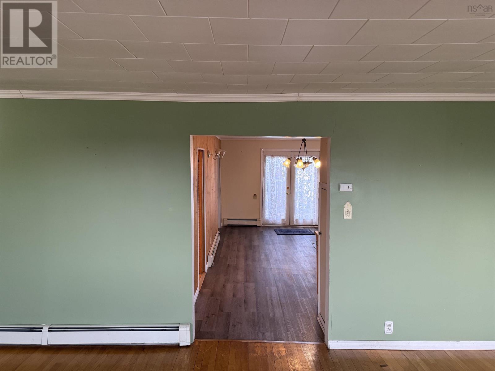 3691 Ocean Avenue, New Waterford, Nova Scotia  B1H 2S5 - Photo 12 - 202607778