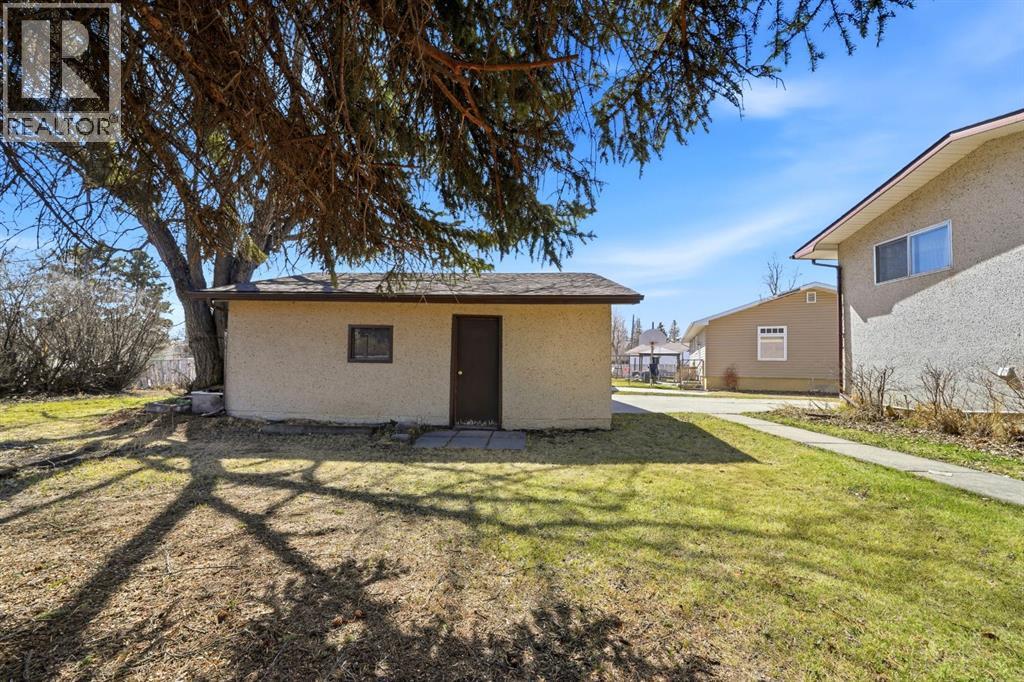 3301 41 Avenue, Red Deer, Alberta  T4N 2X5 - Photo 32 - A2304511