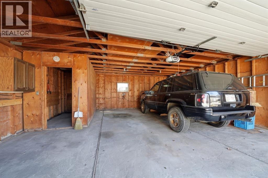 3301 41 Avenue, Red Deer, Alberta  T4N 2X5 - Photo 31 - A2304511