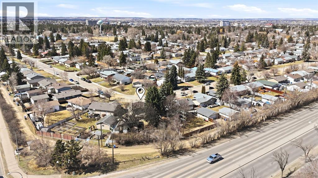 3301 41 Avenue, Red Deer, Alberta  T4N 2X5 - Photo 39 - A2304511