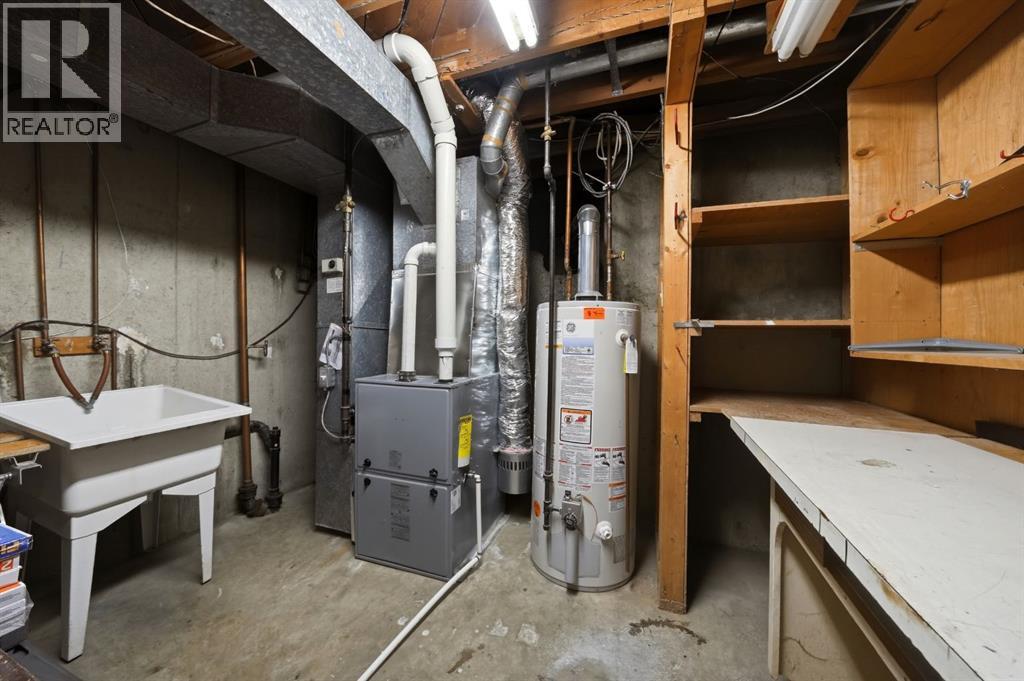 3301 41 Avenue, Red Deer, Alberta  T4N 2X5 - Photo 40 - A2304511