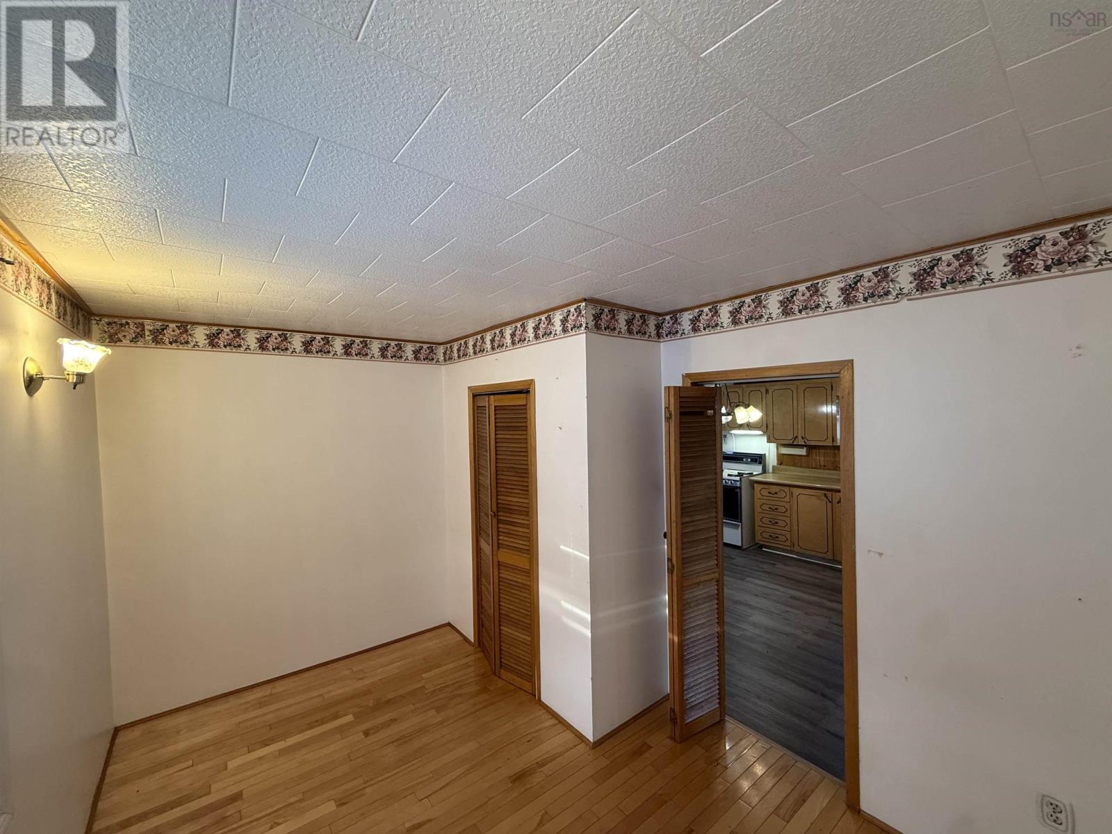 3691 Ocean Avenue, New Waterford, Nova Scotia  B1H 2S5 - Photo 21 - 202607778