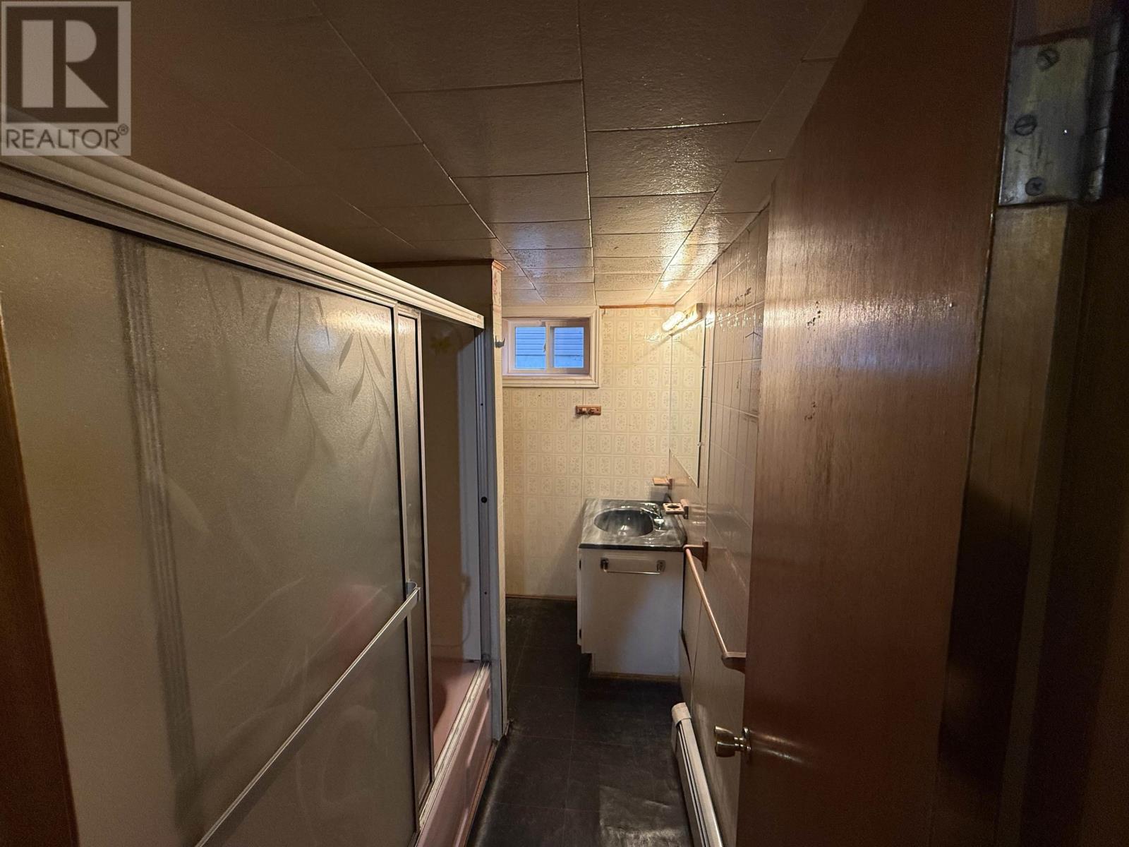 3691 Ocean Avenue, New Waterford, Nova Scotia  B1H 2S5 - Photo 28 - 202607778