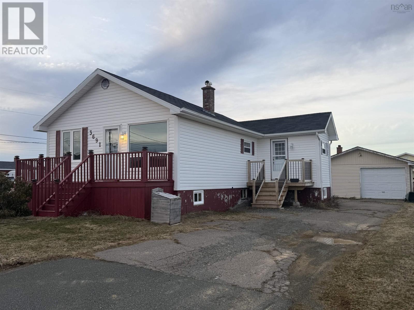 3691 Ocean Avenue, New Waterford, Nova Scotia  B1H 2S5 - Photo 5 - 202607778
