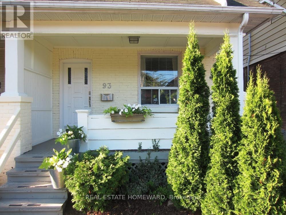 93 NEWMARKET AVENUE, Toronto, Ontario