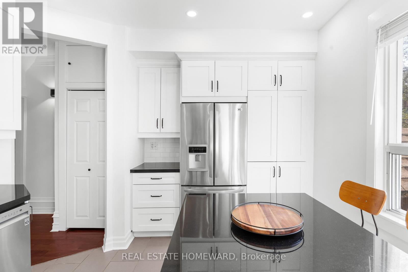 93 Newmarket Avenue, Toronto, Ontario  M4C 1W1 - Photo 10 - E13052780