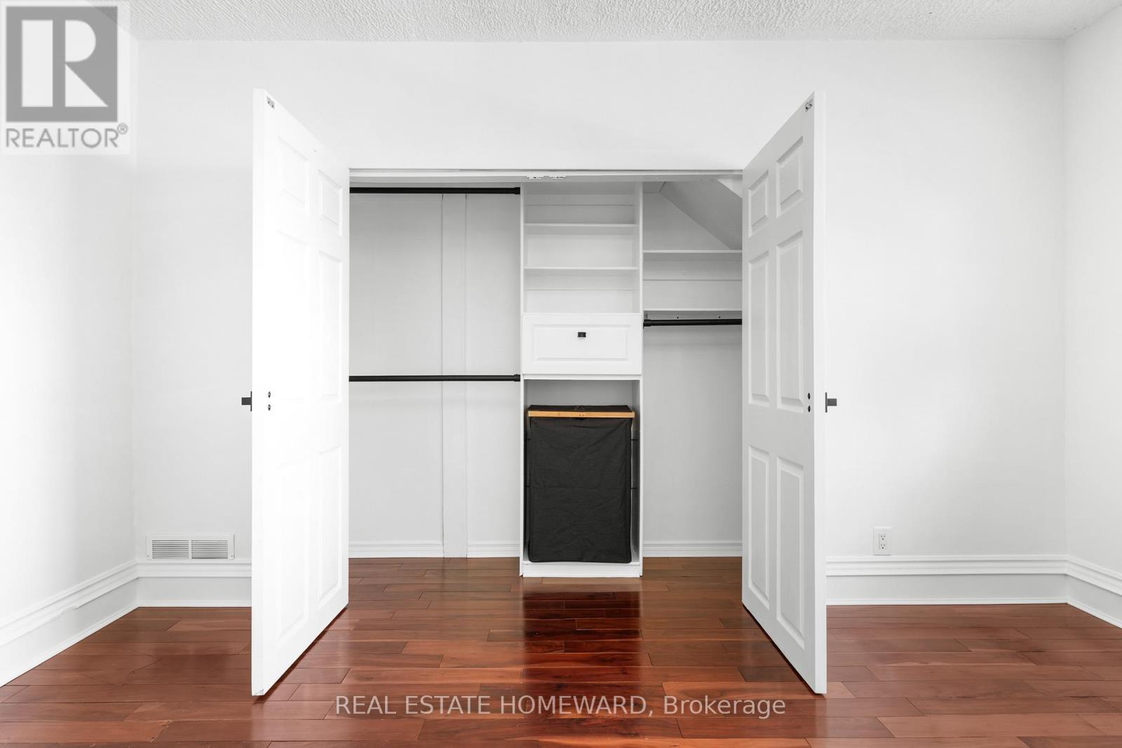 93 Newmarket Avenue, Toronto, Ontario  M4C 1W1 - Photo 19 - E13052780