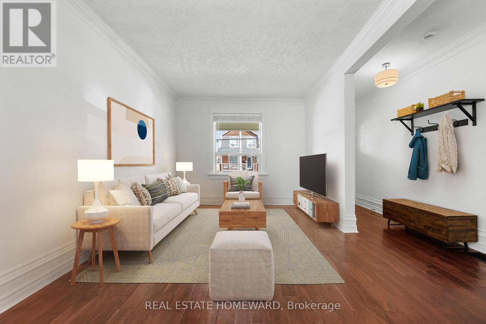 93 Newmarket Avenue, Toronto, Ontario  M4C 1W1 - Photo 2 - E13052780