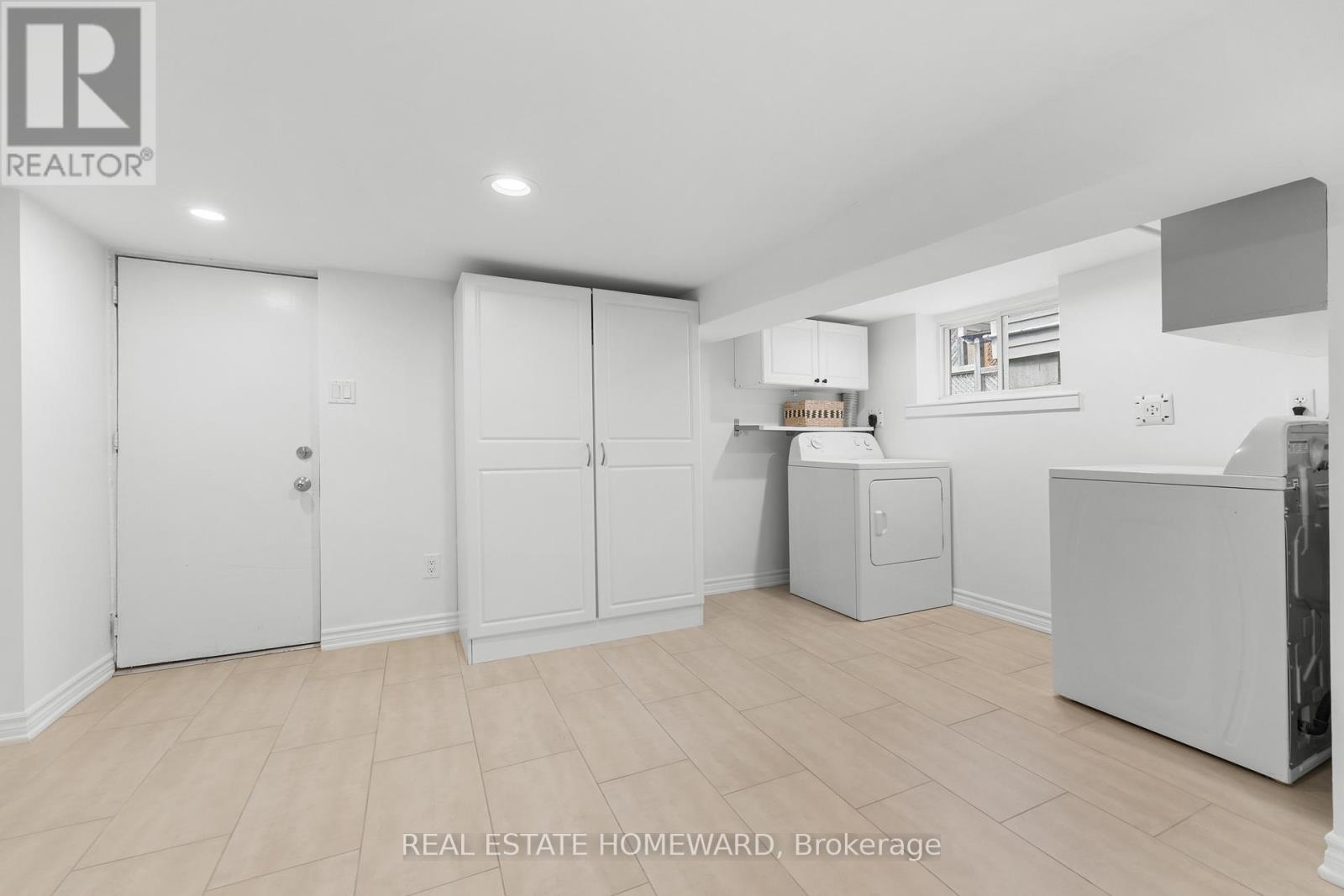 93 Newmarket Avenue, Toronto, Ontario  M4C 1W1 - Photo 25 - E13052780