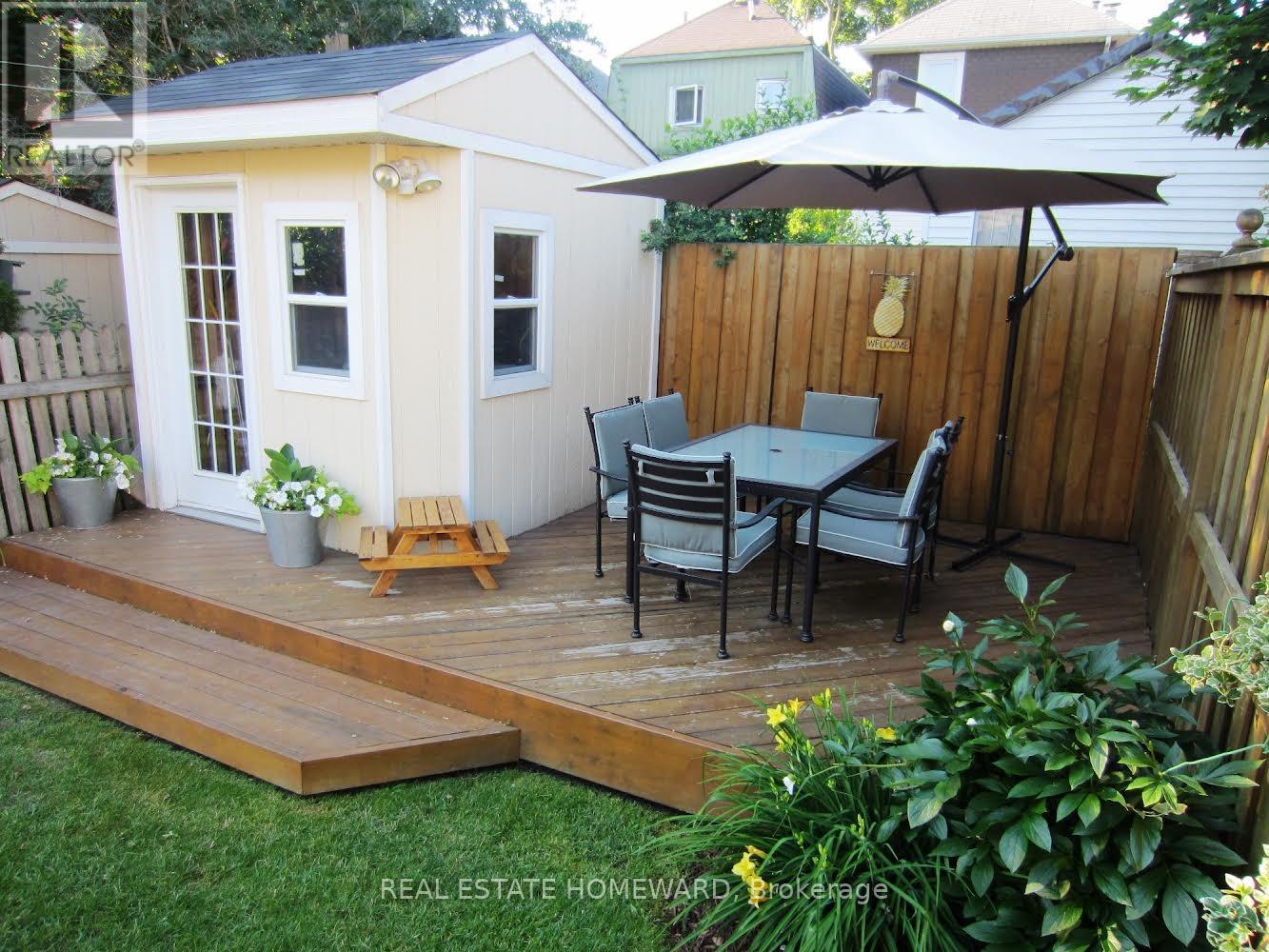 93 Newmarket Avenue, Toronto, Ontario  M4C 1W1 - Photo 28 - E13052780