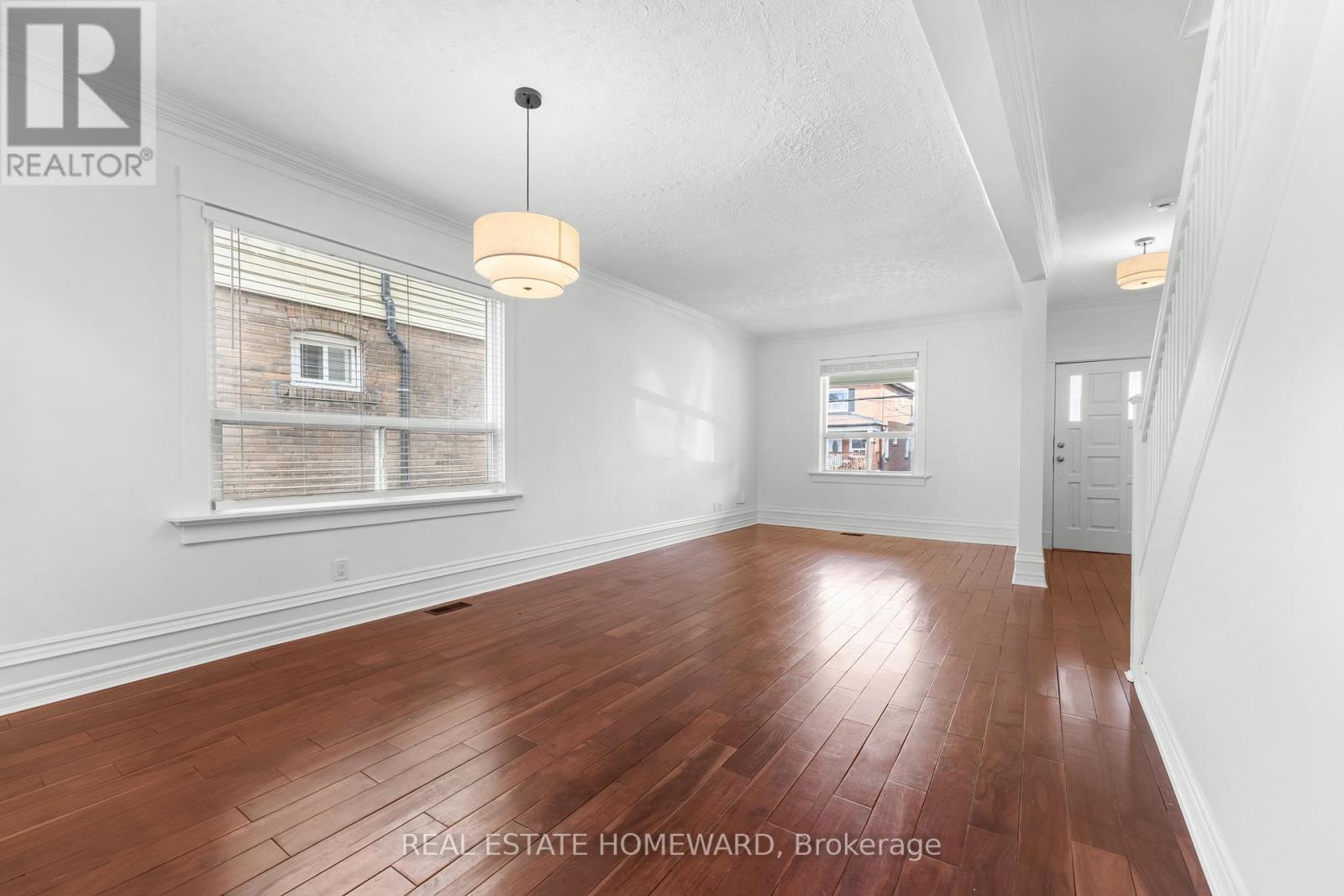 93 Newmarket Avenue, Toronto, Ontario  M4C 1W1 - Photo 5 - E13052780