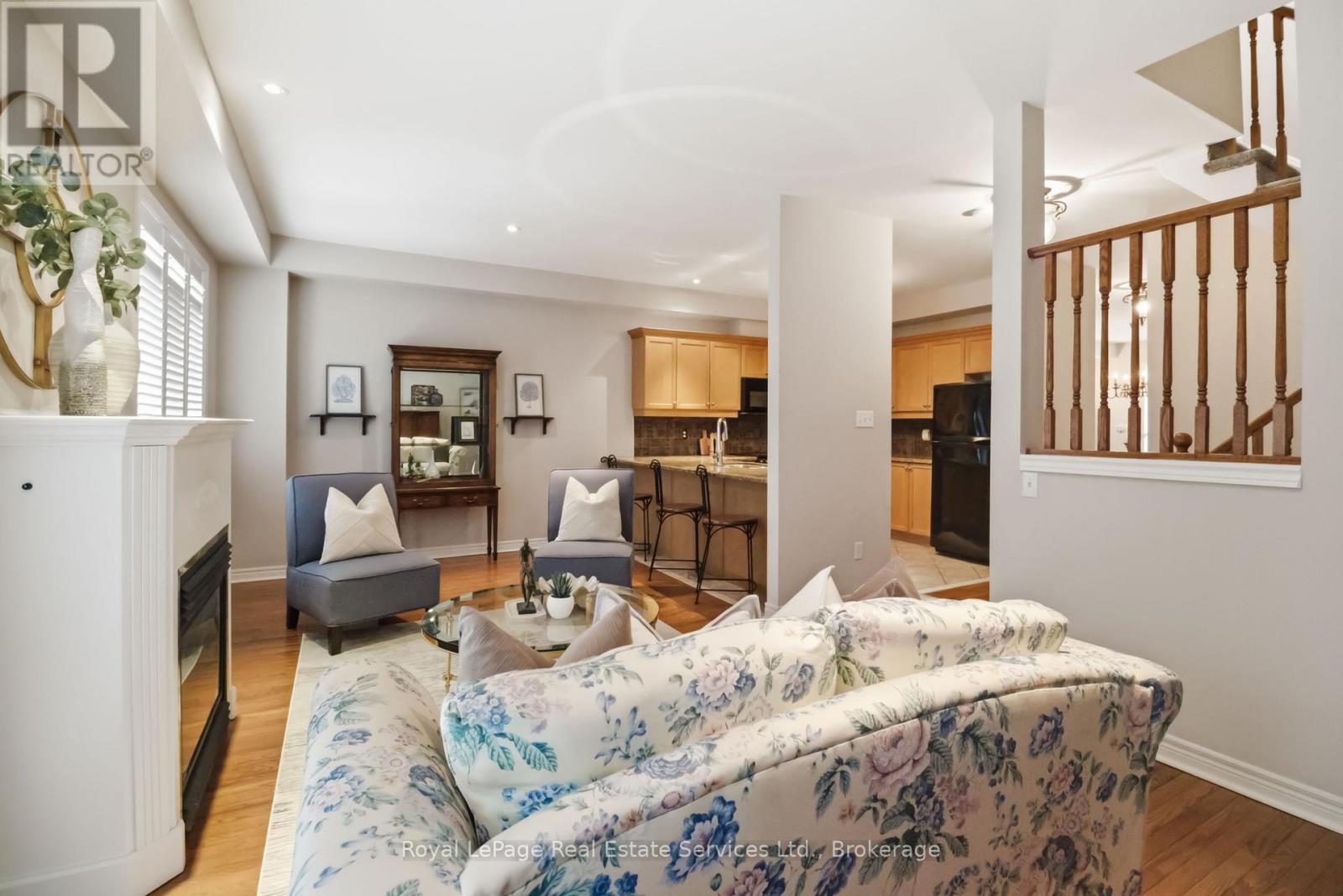 32 - 1169 Dorval Drive, Oakville, Ontario  L6M 4V7 - Photo 8 - W12862698