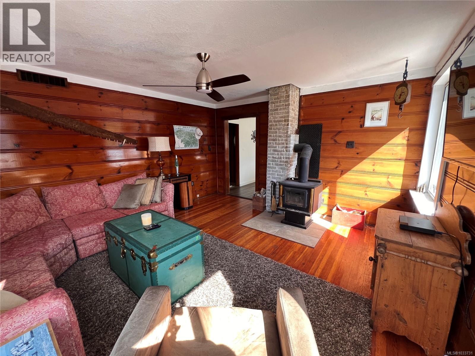 580 Cardiac Climb, Tahsis, British Columbia  V0R 1X0 - Photo 3 - 1033731