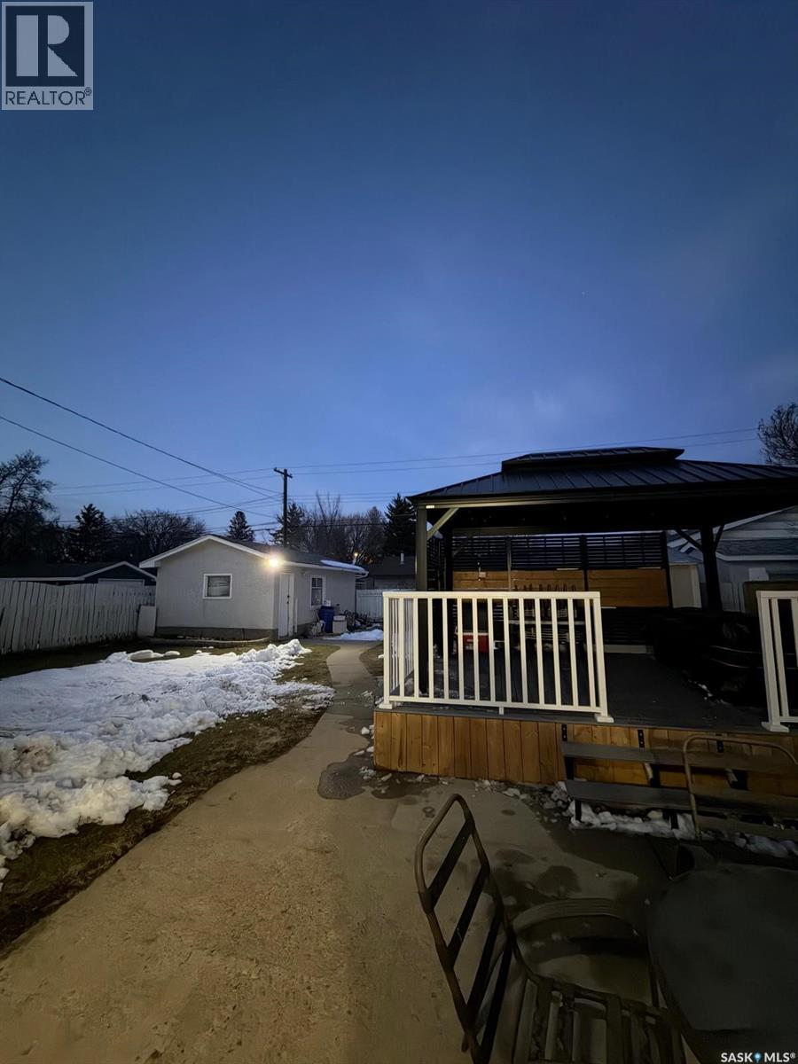 306 X Avenue N, Saskatoon, Saskatchewan  S7L 3J7 - Photo 17 - SK034133