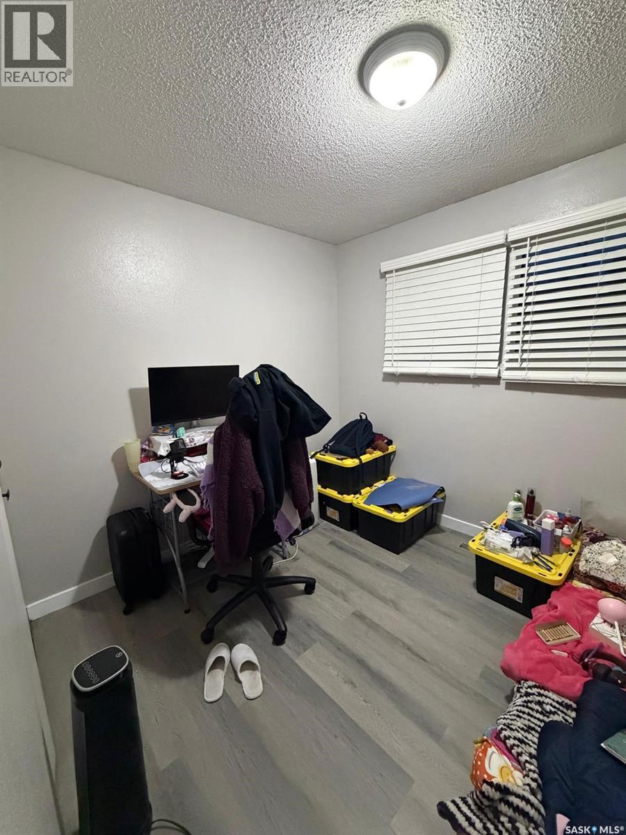 306 X Avenue N, Saskatoon, Saskatchewan  S7L 3J7 - Photo 6 - SK034133