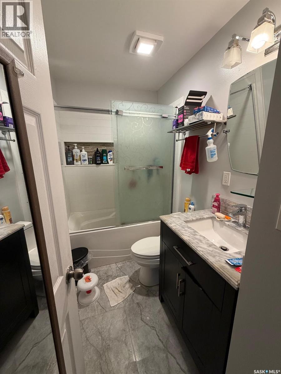 306 X Avenue N, Saskatoon, Saskatchewan  S7L 3J7 - Photo 8 - SK034133